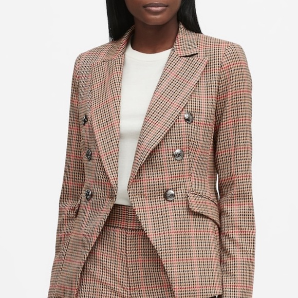 Banana Republic Jackets & Blazers - Double breasted plaid Blazer.